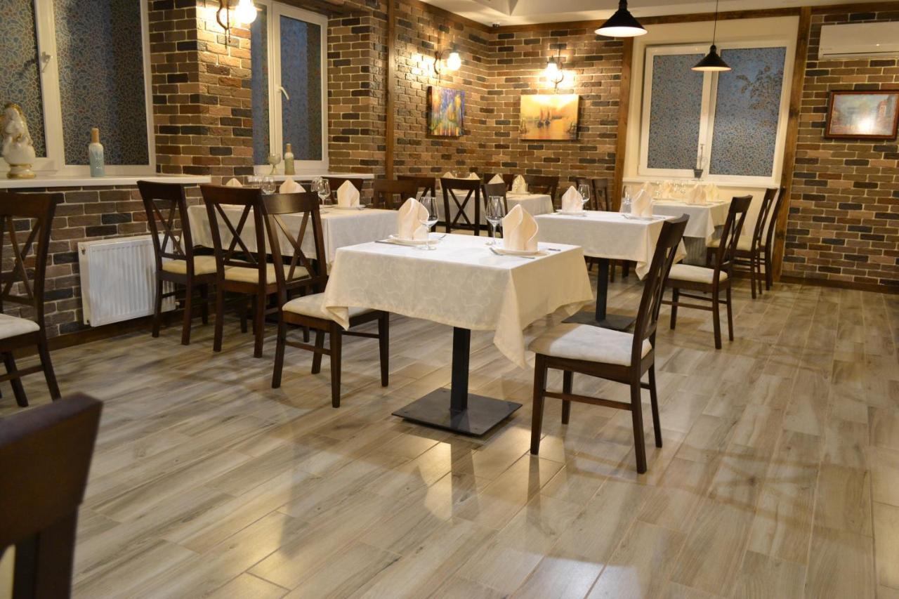 Hotel Три Сімки Výshgorod Exterior foto